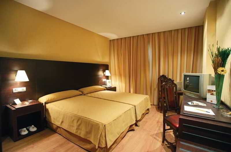 Occidental Granada Hotel Room photo